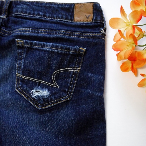 American Eagle Outfitters Pants - American Eagle Destroyed Cut Off Short Size 4